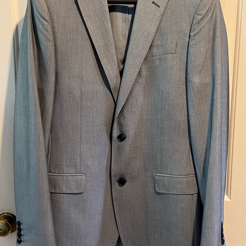 J. Ferrar Slim Fit 3-piece suit